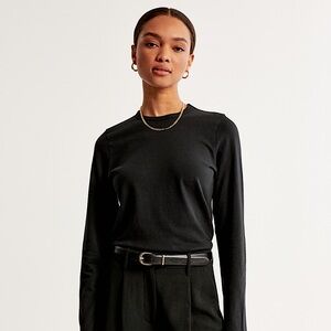 Abercrombie & Fitch Black Long Sleeve Tee